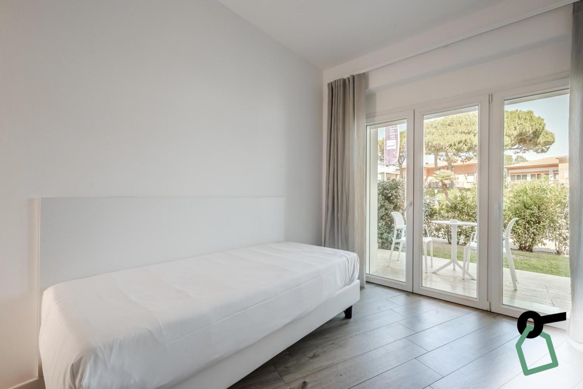 Hotiday Room Collection - Tirrenia Exterior foto