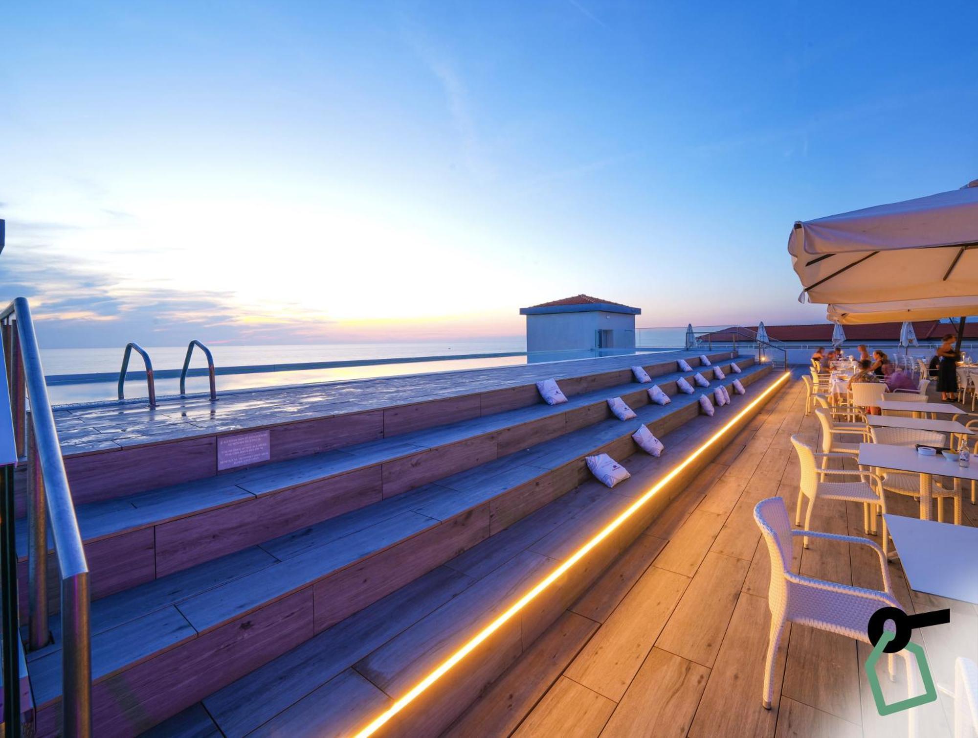 Hotiday Room Collection - Tirrenia Exterior foto