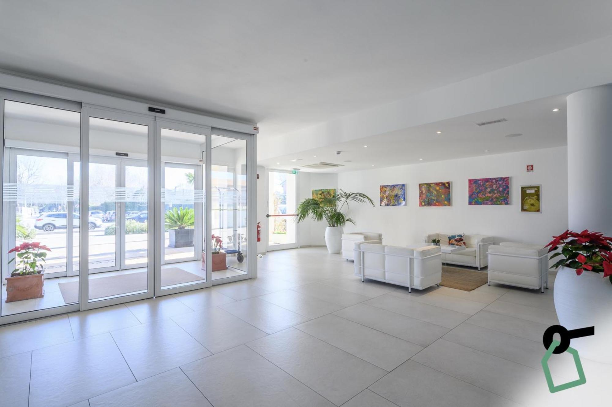 Hotiday Room Collection - Tirrenia Exterior foto